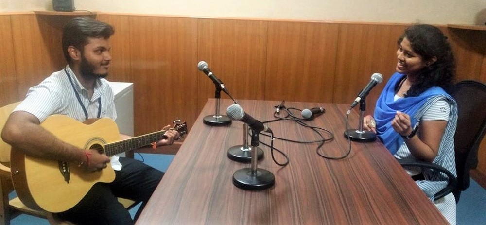 Radio Ninada 90.4 FM