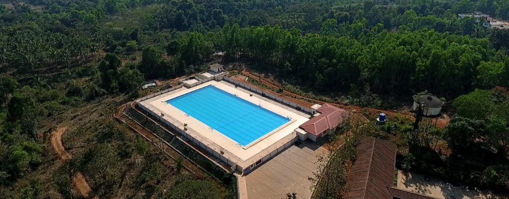 swimmingpool