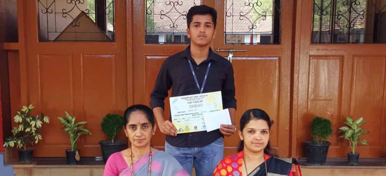 Sagar of 10th standard selected to Nehru Taaralaya Quiz