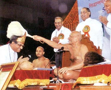 http://demo.sdmesociety.in/veerendrahegde/wp-content/uploads/2022/07/Dharmarathnakaraawardcopy.jpg