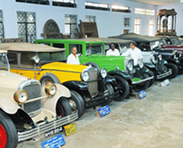 http://demo.sdmesociety.in/veerendrahegde/wp-content/uploads/2022/07/car_museum.jpg