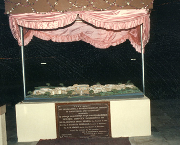 http://demo.sdmesociety.in/veerendrahegde/wp-content/uploads/2022/07/cet_dhwad.jpg
