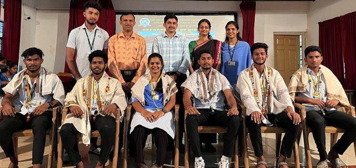 Honouring-Students-768x331