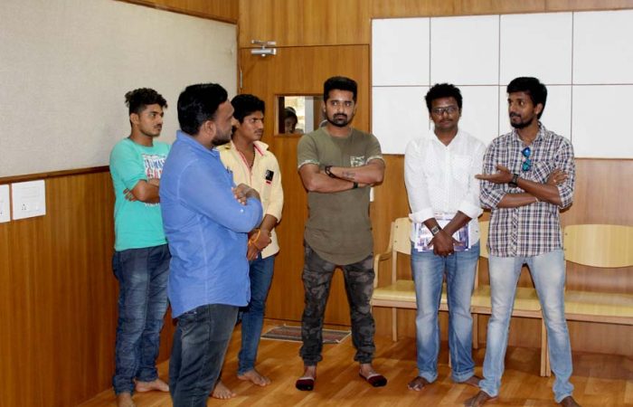 Kirik-Keerthi-Vist-to-Studio