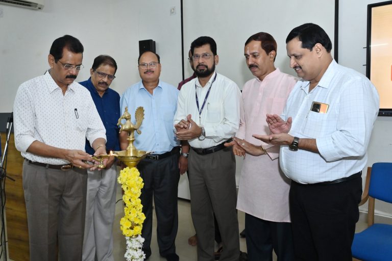 ಫೆಕಲ್ಟಿ  ಡೆವಲಪ್ಮೆಂಟ್  ಕಾರ್ಯಾಗಾರ
